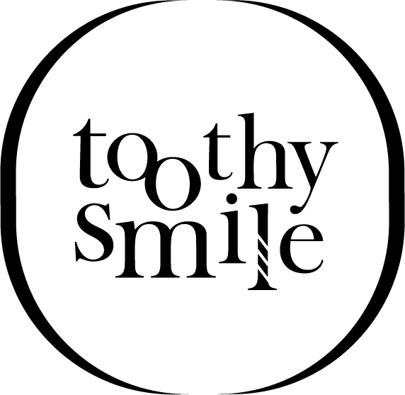 Toothy Smile : brosse à dents sur-mesure, made in France et recyclable sceau black